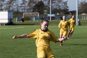 Bild 17 - B-Juniorinnen SG Weststeinburg/Bei - SV Fisia 03 : Ergebnis: 1:2